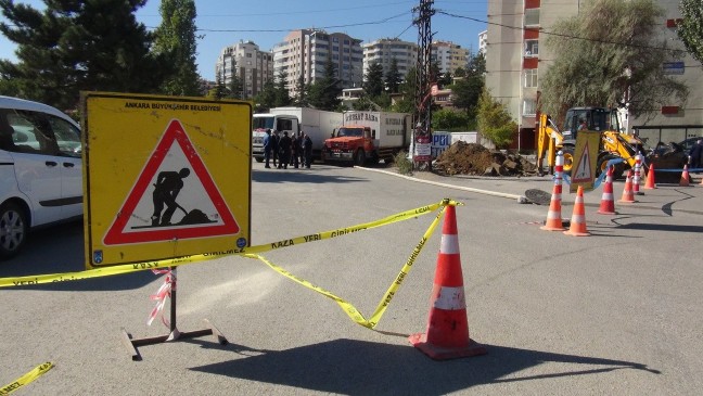 16-09/29/ankara-yol-coktu-3