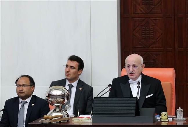 16-10/01/57efb13c18c77310049a65eb