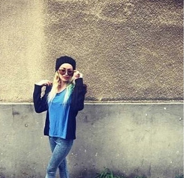 16-10/05/12-1475669846