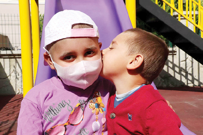 16-10/06/6-kar-3-kardesler-fotolu-kisa