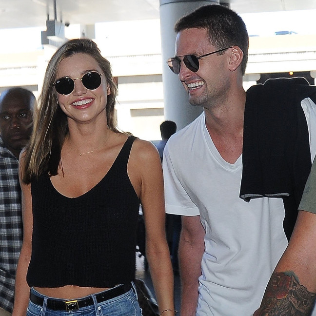16-10/07/miranda-kerr-evan-spiegel