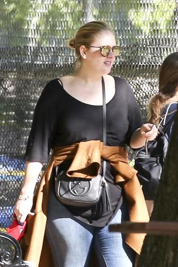 16-10/08/157997pcnex_adele007