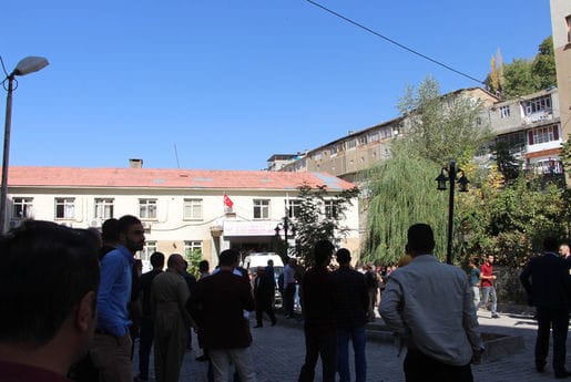 16-10/09/1307722_dfa2a8eaabd768c5ea99c8b242b75a65