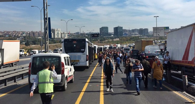 16-10/11/cuetzffw8aagoau-1476182560