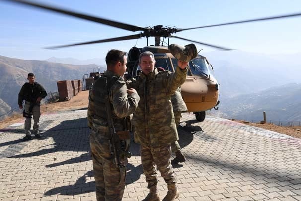 16-10/12/son-dakika-genelkurmay-baskani-bolgeye-gitti-turkiye-harekete-gecti-7787545