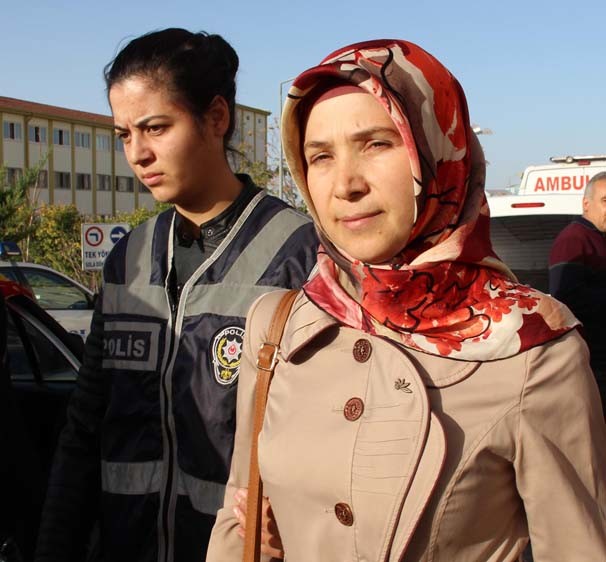 16-10/13/kirmizi-listedeki-ogretmenlere-operasyonu-58-gozalti-7791908