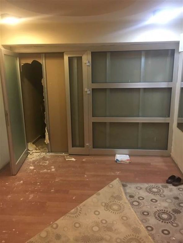 16-10/16/5803452dc03c0e1becb21eba