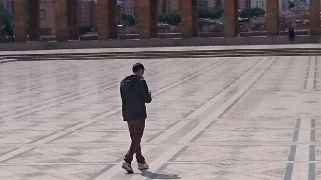 16-10/19/58073eb1c03c0e38246534c7