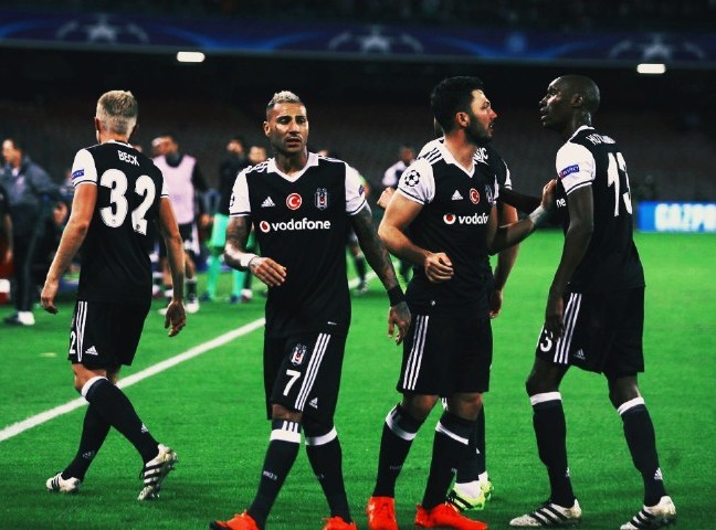 16-10/20/cvknm94wcauxawl-1476917490