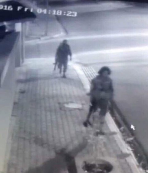 16-10/21/5809d4a30f25445d14578b46