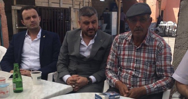 16-10/24/evcil-omer-halisdemirin-ailesini-ziyaret-etti-20160809155312