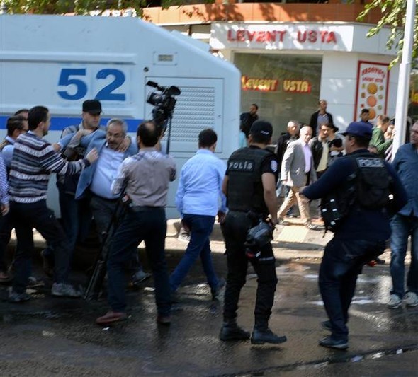 16-10/26/581087c567b0ad3130985579