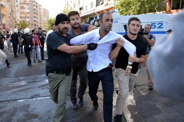 16-10/26/581087c567b0ad313098557d