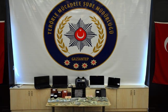 16-10/28/2-1477654544