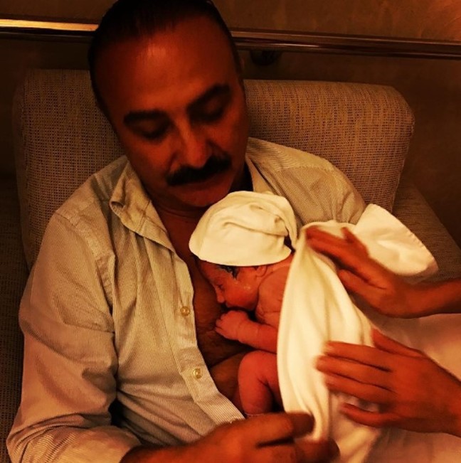 16-11/27/1-1480260502