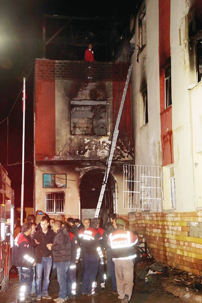 16-11/30/583e00ec67b0aa1af05d490f