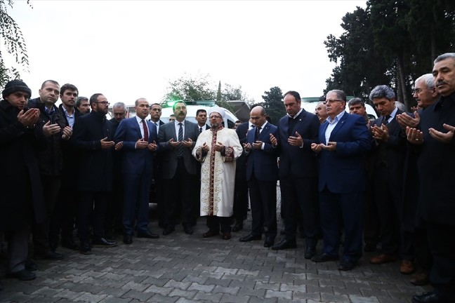 16-12/01/20161201-2-20439520-16534873-web-j-gny2g4umymt0-5il7lw