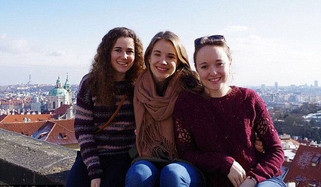 16-12/05/5845277367b0a91d14975ea4