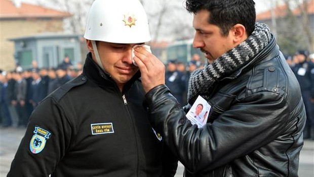 16-12/12/584e7118c03c0e16fc26dc6e