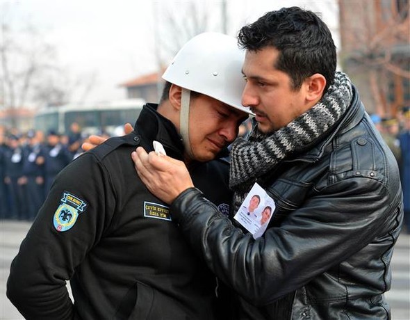 16-12/12/584e7159c03c0e16fc26dc7e