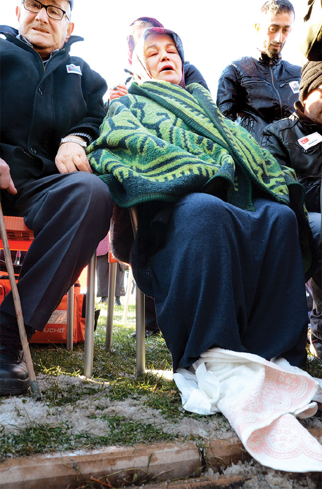 16-12/19/19krr8-kenan_dongelannne