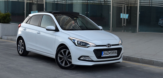 16-12/21/hyundai-i20-test