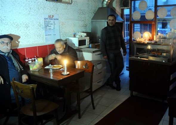 16-12/30/586600eb0f2544446cfb305d