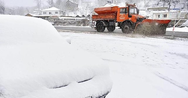 17-01/04/okullar-tatil-mi-istanbul-da-yarin-okullar-tatil-mi-kar-yagisi-istanbul-31-arali-1451481183