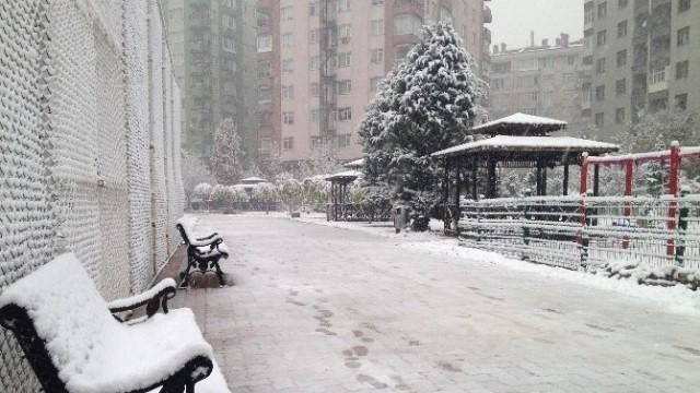 17-01/05/konya-ya-kar-yagdi-6718330_x_o