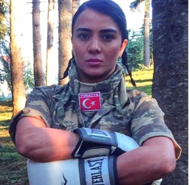 17-01/06/survivor-2017-kadrosundaki-sabriye-sengul-9134738_9950_m