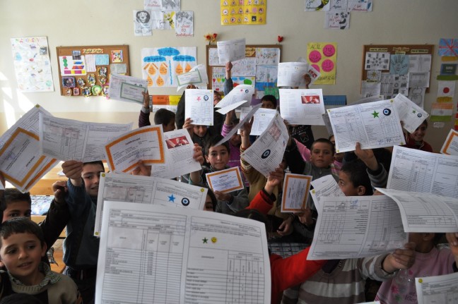 17-01/19/bitliste-94-bin-ogrenci-karne-sevincini-yasadi58e18631ecb4909f01d0