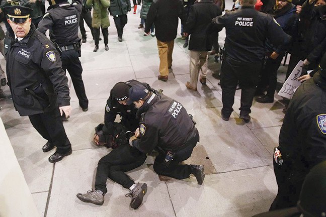 17-01/30/30-kar-8-new-york-gozalti