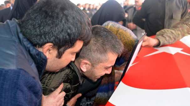 17-02/10/fft16_mf8526766