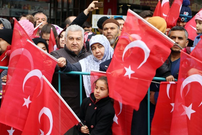 17-02/12/aw981913_06