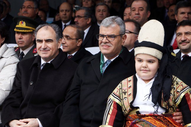 17-02/12/aw981913_08