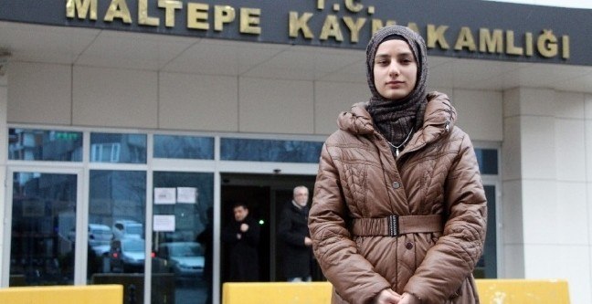 17-02/15/ozel-haber-basortulu-genc-kiza-minibuste-cirkin-saldiri-e112df19f2c46bc20041066da9b7b65f-1487151999-1487163711