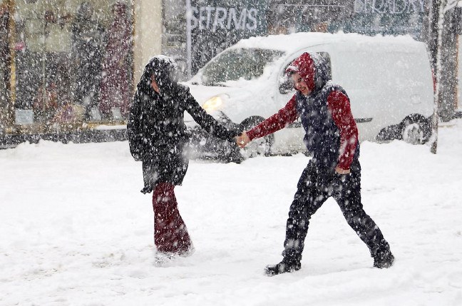 17-02/16/ankarada-okullar-tatil-mi-valiligin-karari-ne-olur