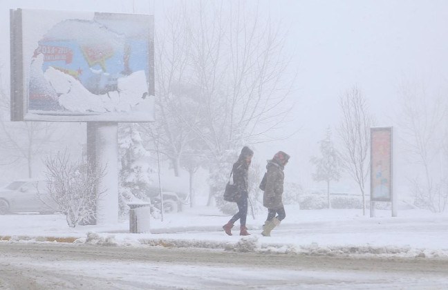 17-02/16/istanbulda-yarin-12-subat-okullar-tatil-mi