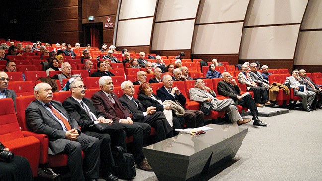 17-02/19/19krr2-mans2