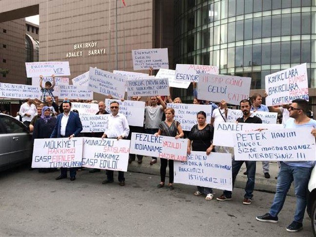 17-02/22/58ad75a2c03c0e1298cdcd70