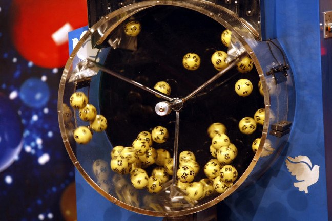 17-03/10/549fec137838a3af2600fef5_1419768040303_2048