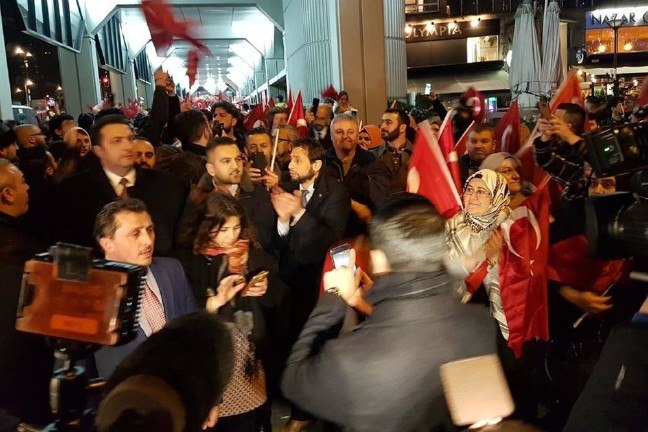 17-03/12/resized_03e4a-a007595_02