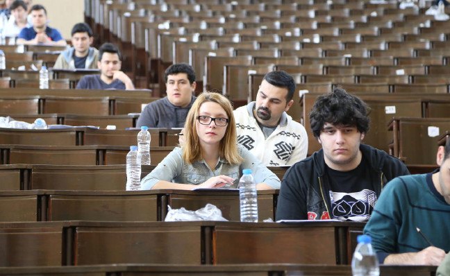 17-03/12/s-5ec1a903ba86418c3acf3590cdbfd8f1924d30ed