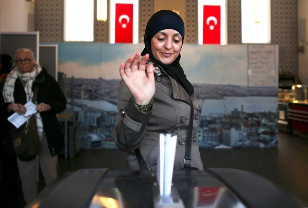 17-03/16/fft16_mf8746068