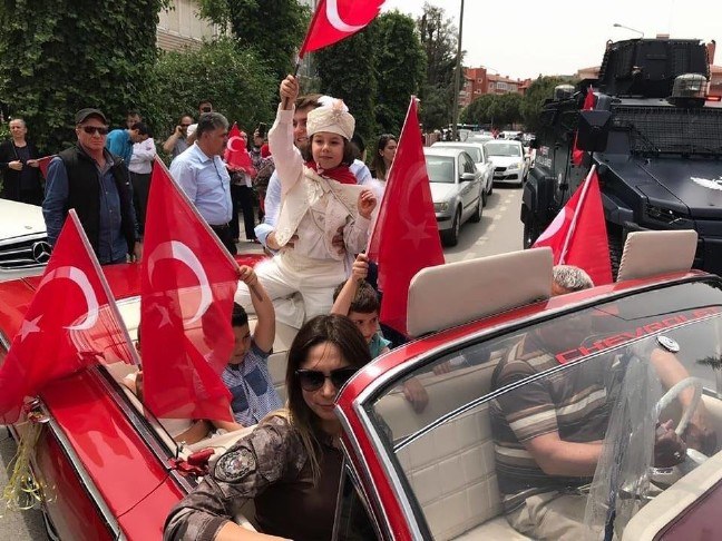 17-05/13/18450175_836417849844034_1263523816_n