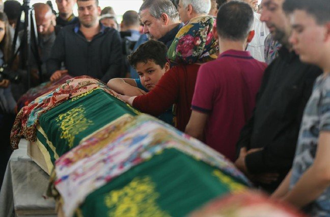 17-05/14/5918313561361f1e5c8de7bd