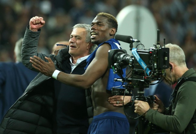 17-05/25/5925f56861361f21a4897e98