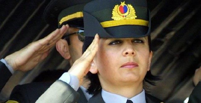 17-06/01/592f42f67152d826f04c013a-1