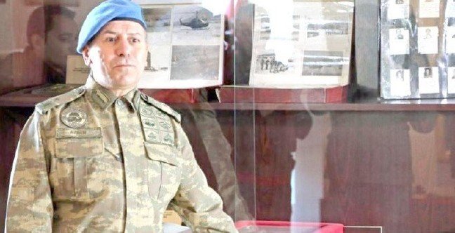 17-06/01/darbeye-karsi-duran-komutan-tumgeneral-oldu-1