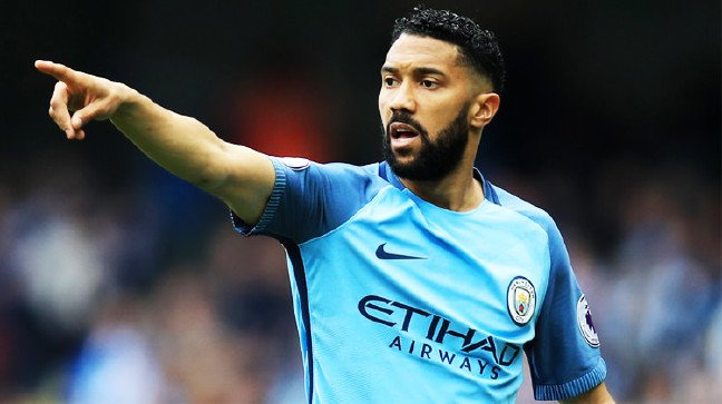 17-06/11/galatasaraydan_clichyye_servet_1496380680_1888